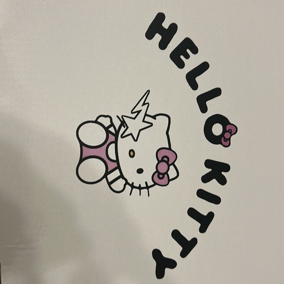 Hello kitty x Bape - Picture 2 of 3